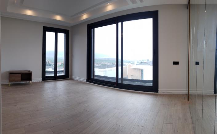 Image No.2-4 Bed Villa for sale