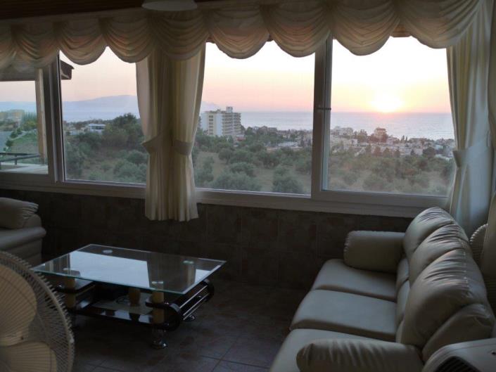 Image No.12-4 Bed House for sale