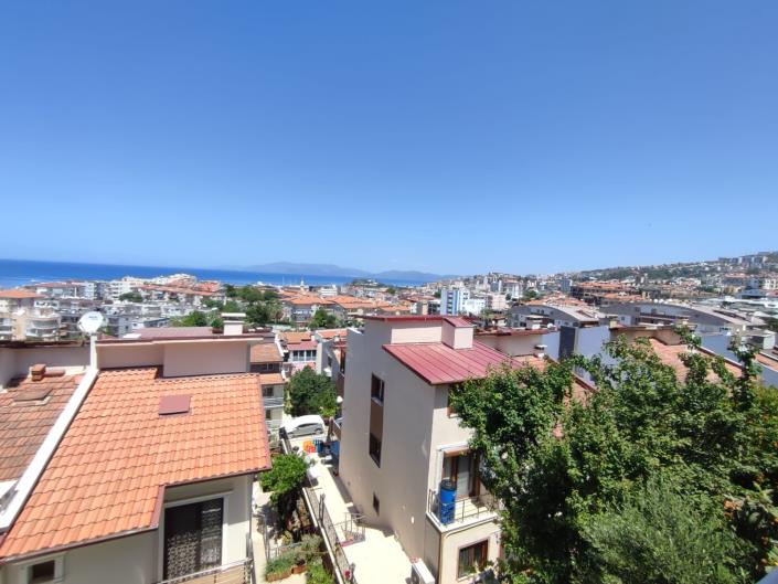 Image No.16-3 Bed House for sale