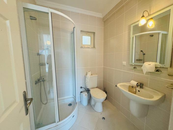 Image No.17-2 Bed Apartment for sale