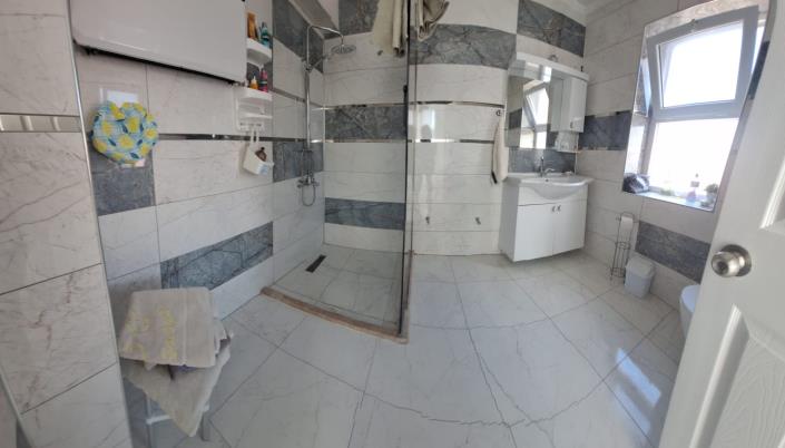 Image No.20-5 Bed House/Villa for sale