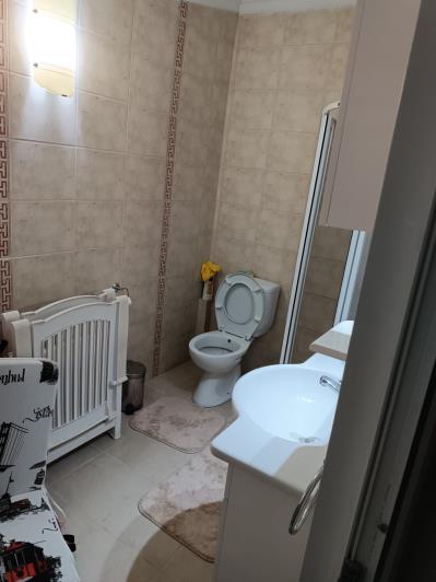 Image No.17-4 Bed House for sale