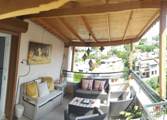 Image No.46-4 Bed House for sale