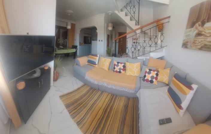 Image No.24-4 Bed House for sale