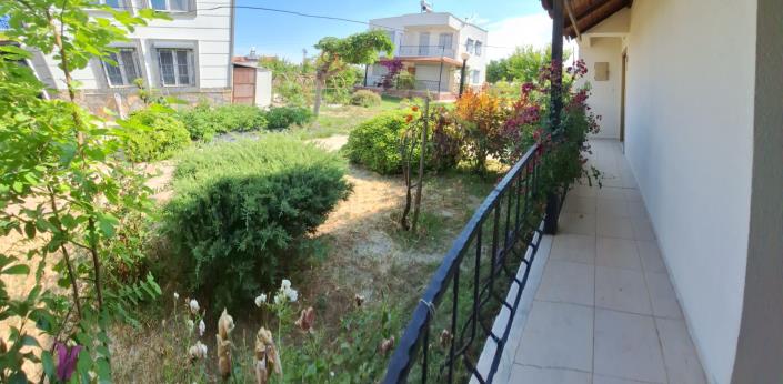 Image No.21-3 Bed House for sale