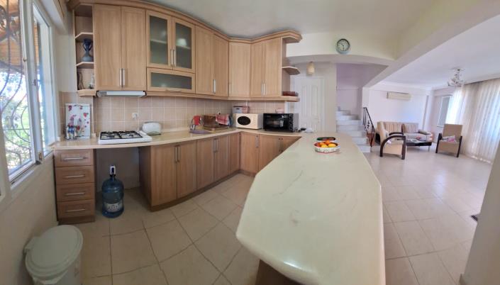 Image No.25-3 Bed House for sale