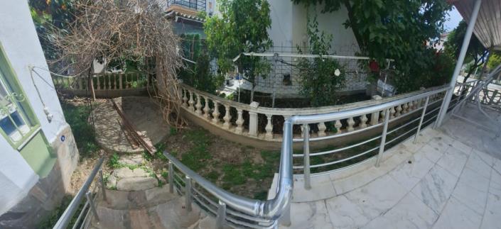 Image No.8-4 Bed House for sale