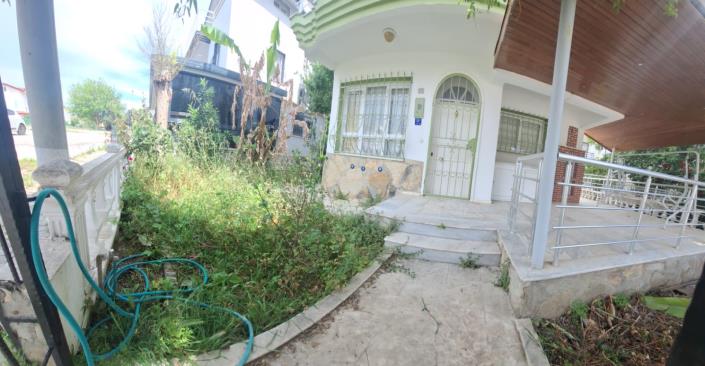 Image No.10-4 Bed House for sale