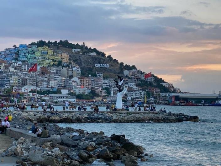 Image No.26-3 Bed Apartment for sale