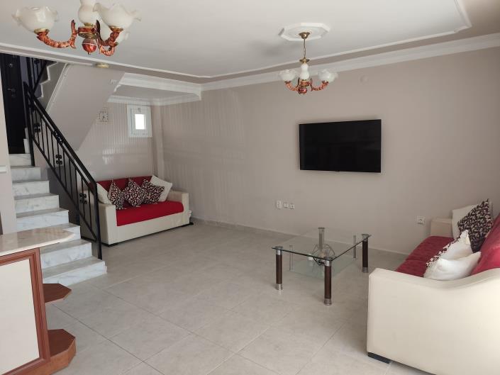 Image No.25-4 Bed House for sale