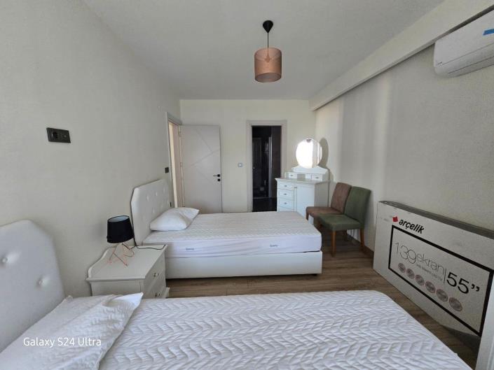 Image No.18-3 Bed Apartment for sale