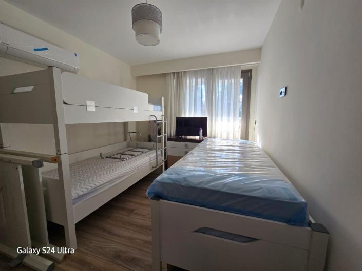 Image No.12-3 Bed Apartment for sale