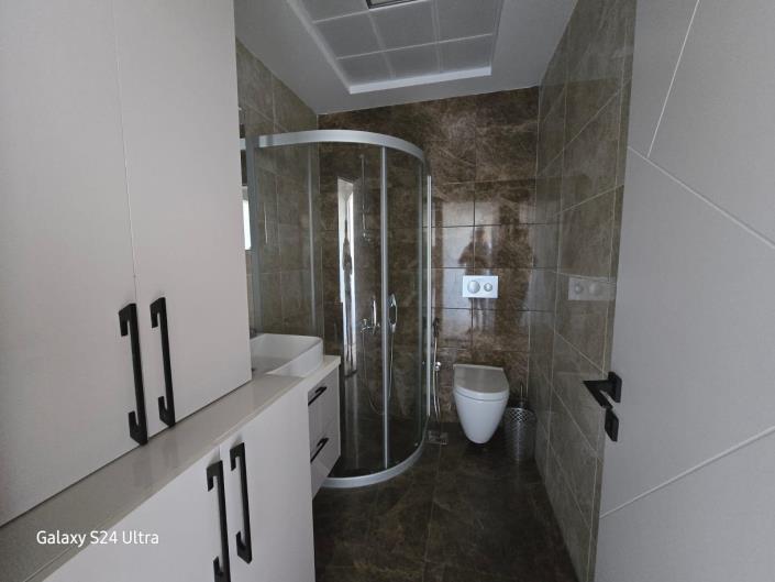 Image No.13-3 Bed Apartment for sale