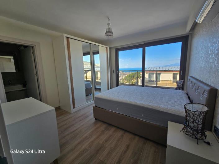 Image No.20-3 Bed Apartment for sale