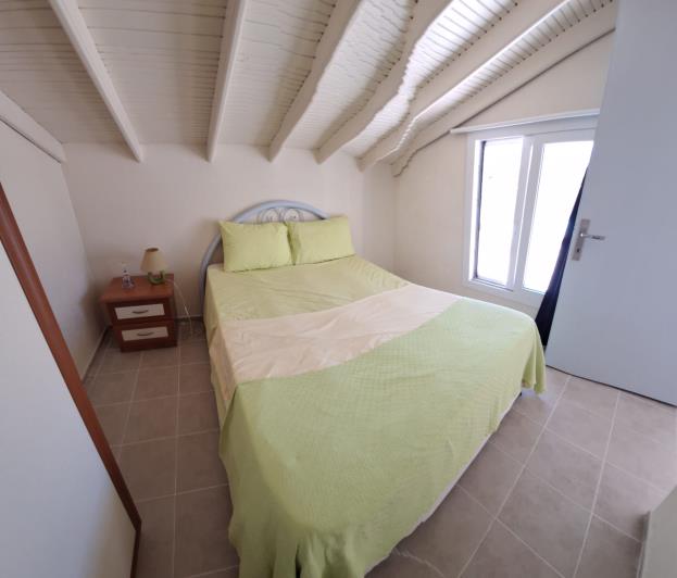 Image No.20-5 Bed House for sale
