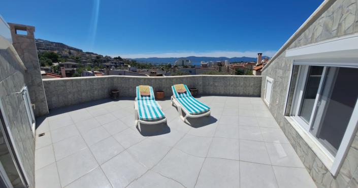 Image No.14-5 Bed House for sale