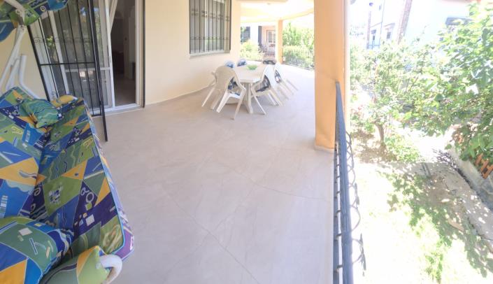 Image No.4-5 Bed House for sale