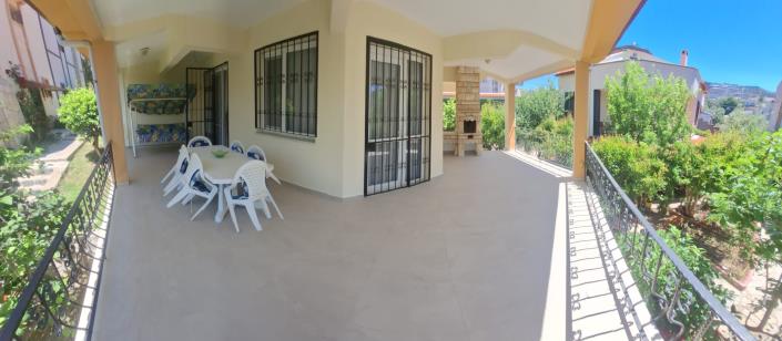 Image No.13-5 Bed House for sale