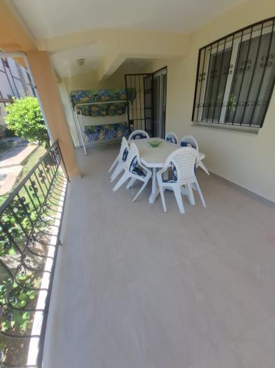 Image No.23-5 Bed House for sale