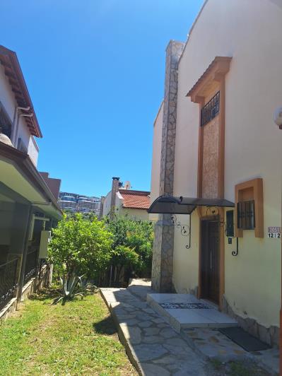 Image No.24-5 Bed House for sale