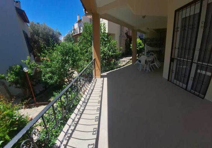 Image No.2-5 Bed House for sale
