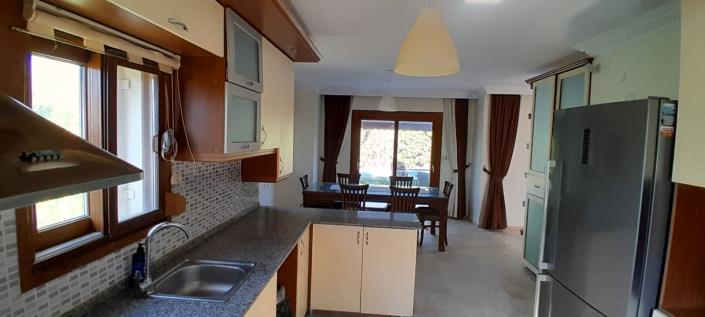 Image No.12-4 Bed Villa / Detached for sale