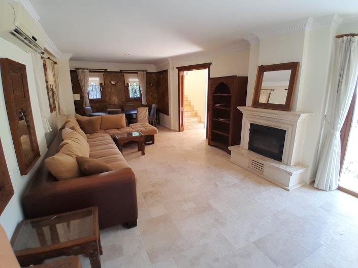 Image No.16-4 Bed Villa / Detached for sale