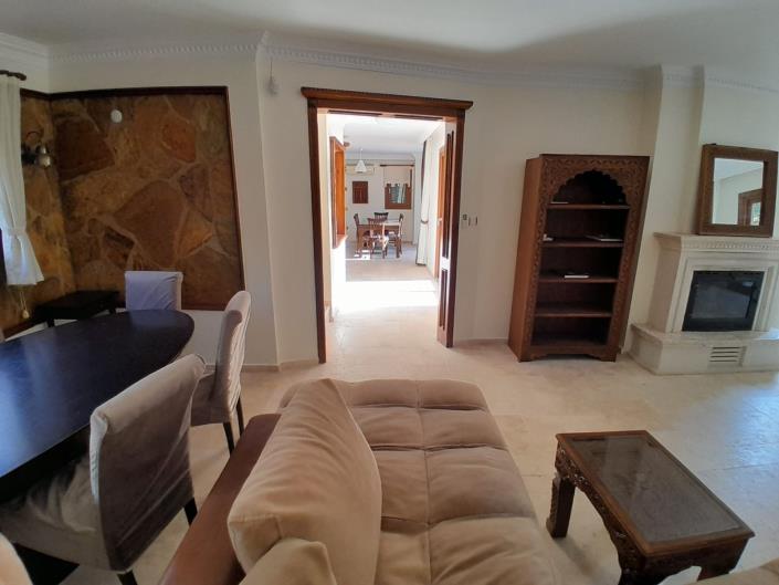 Image No.18-4 Bed Villa / Detached for sale