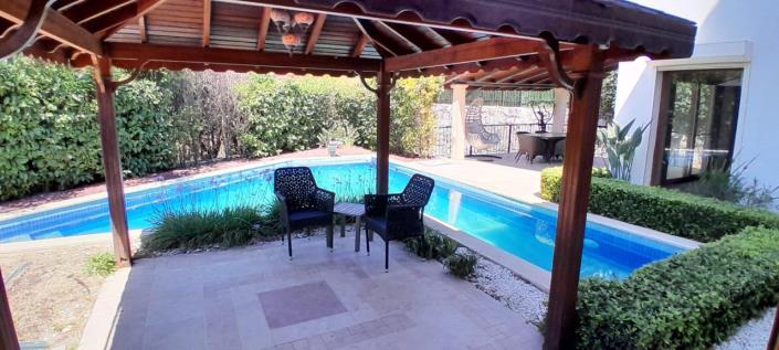 Image No.21-4 Bed Villa / Detached for sale