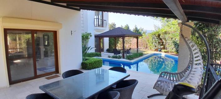 Image No.26-4 Bed Villa / Detached for sale