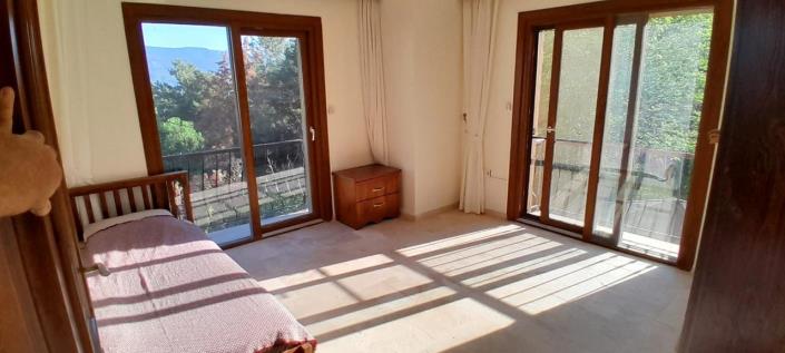 Image No.38-4 Bed Villa / Detached for sale