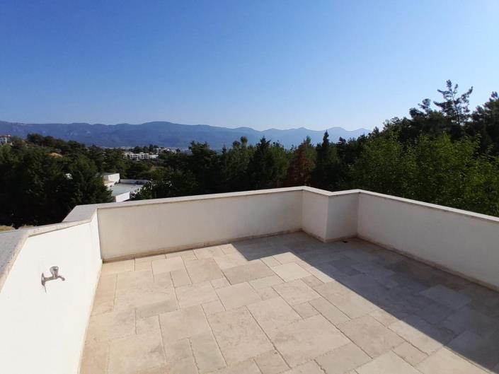 Image No.39-4 Bed Villa / Detached for sale