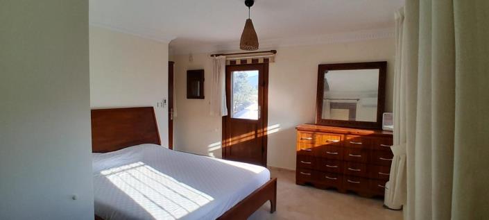 Image No.40-4 Bed Villa / Detached for sale