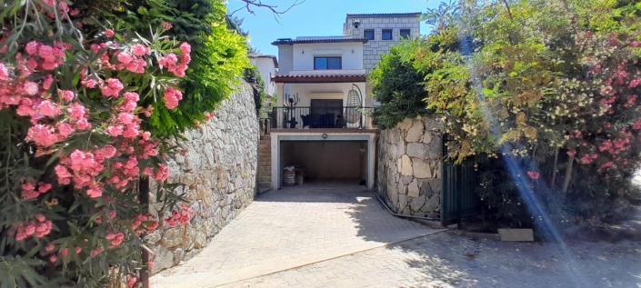 Image No.44-4 Bed Villa / Detached for sale