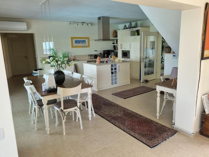 Image No.21-5 Bed Villa / Detached for sale