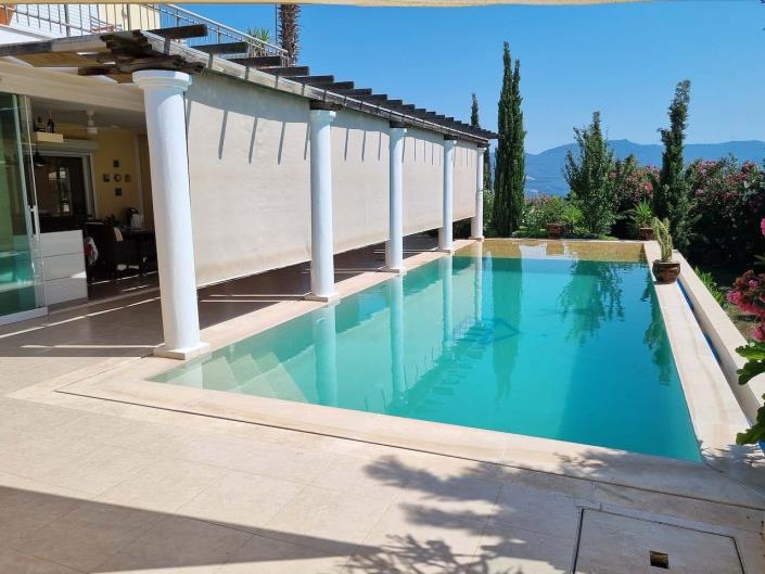Image No.15-5 Bed Villa / Detached for sale