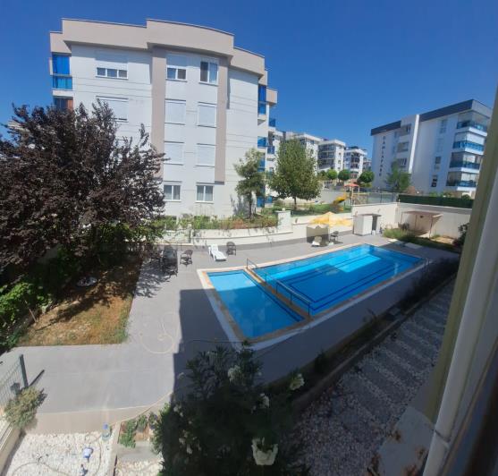 Image No.21-3 Bed Apartment for sale