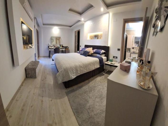 Image No.32-3 Bed Apartment for sale