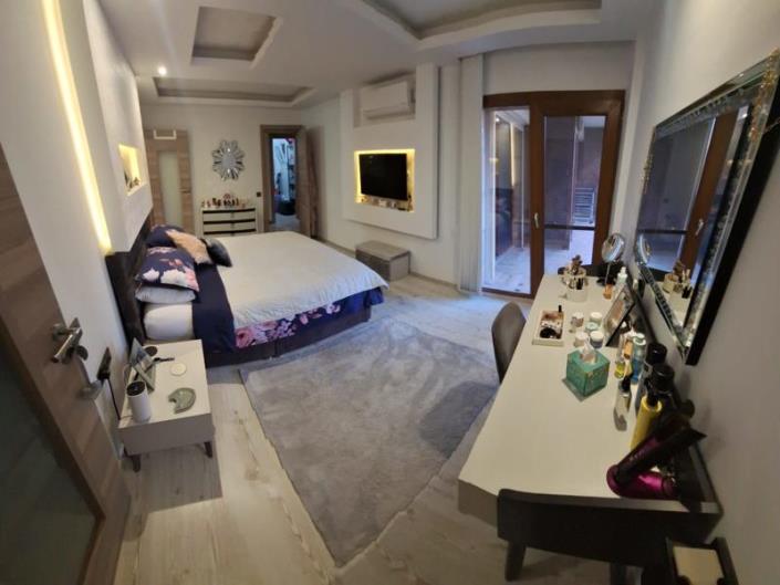 Image No.23-3 Bed Apartment for sale