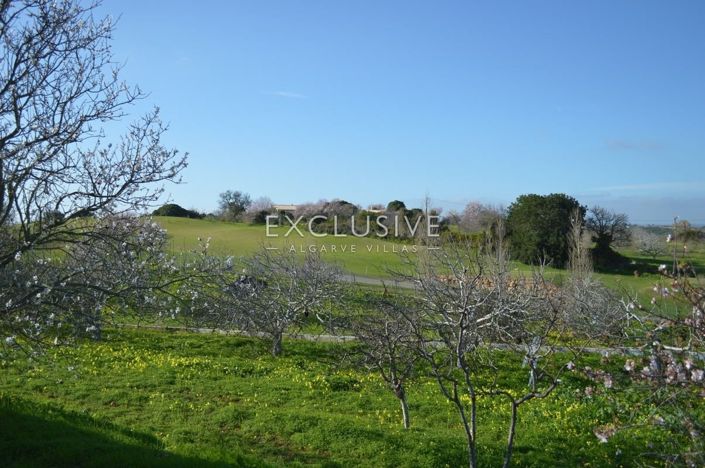 Image No.12-Terrain de 1 chambre à vendre à Lagos