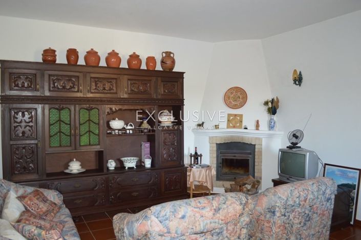 Image No.5-Terrain de 1 chambre à vendre à Lagos