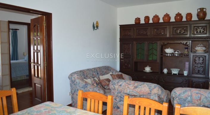 Image No.6-Terrain de 1 chambre à vendre à Lagos