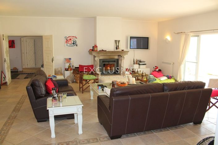 Image No.23-5 Bed Villa for sale