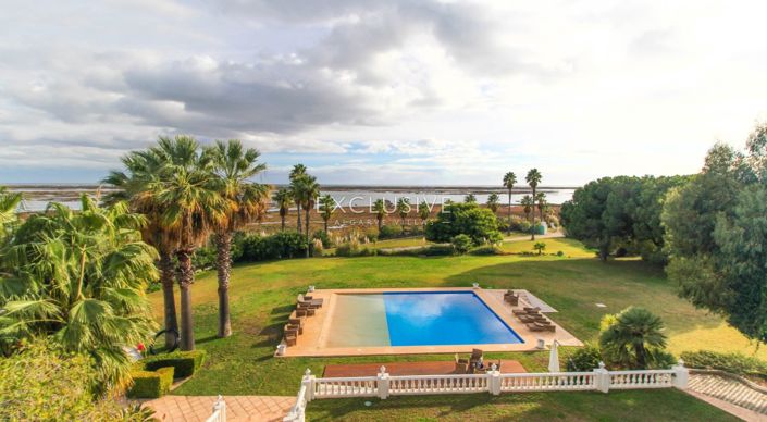 Image No.16-5 Bed Villa for sale