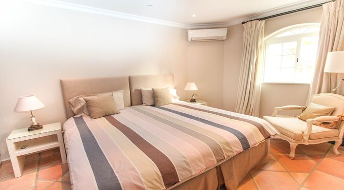 Image No.25-5 Bed Villa for sale