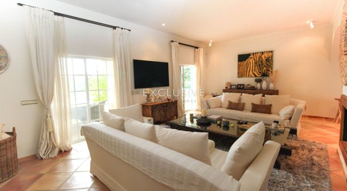 Image No.9-5 Bed Villa for sale