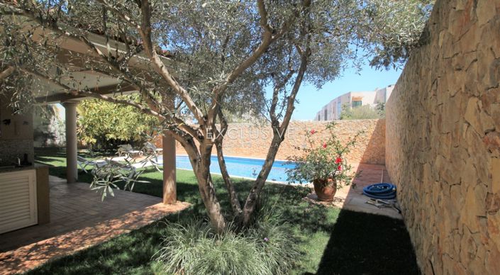 Image No.22-4 Bed Villa for sale