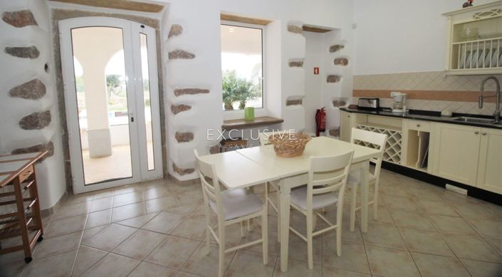 Image No.10-4 Bed Villa for sale