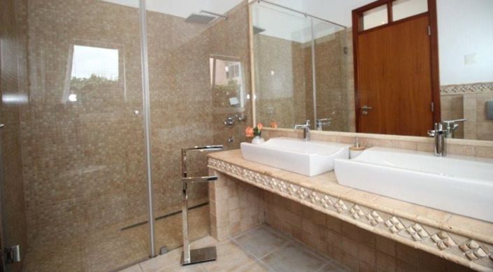 Image No.15-4 Bed Villa for sale