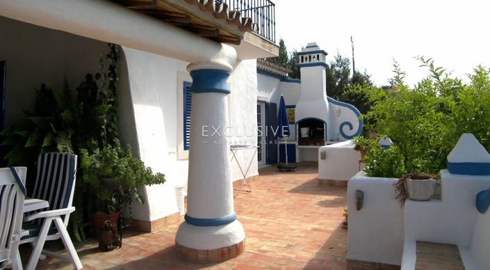 Image No.4-6 Bed Villa for sale
